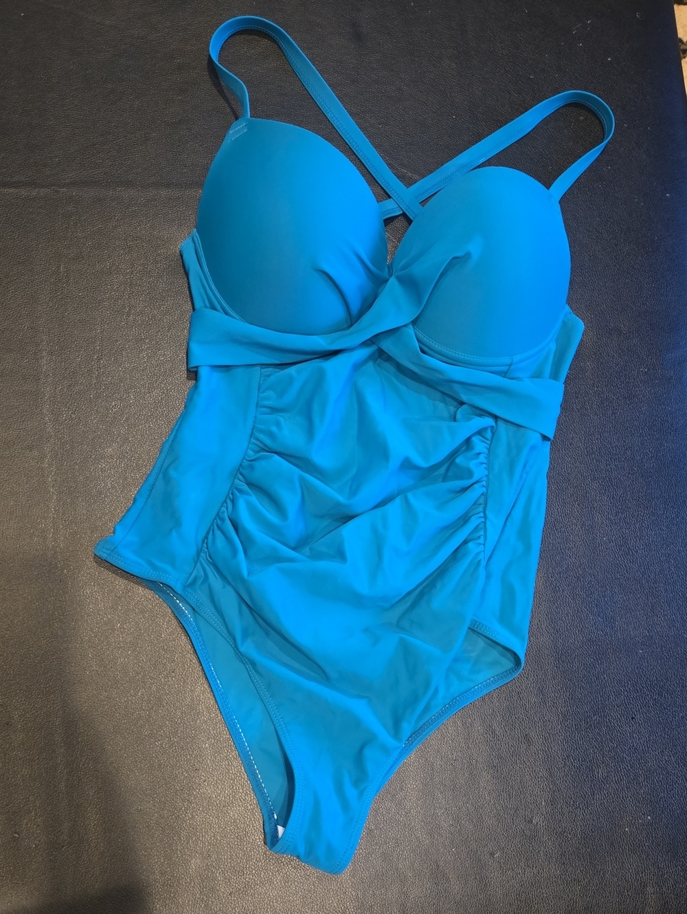 Teal One-Piece Swim Suit with Supportive Cups